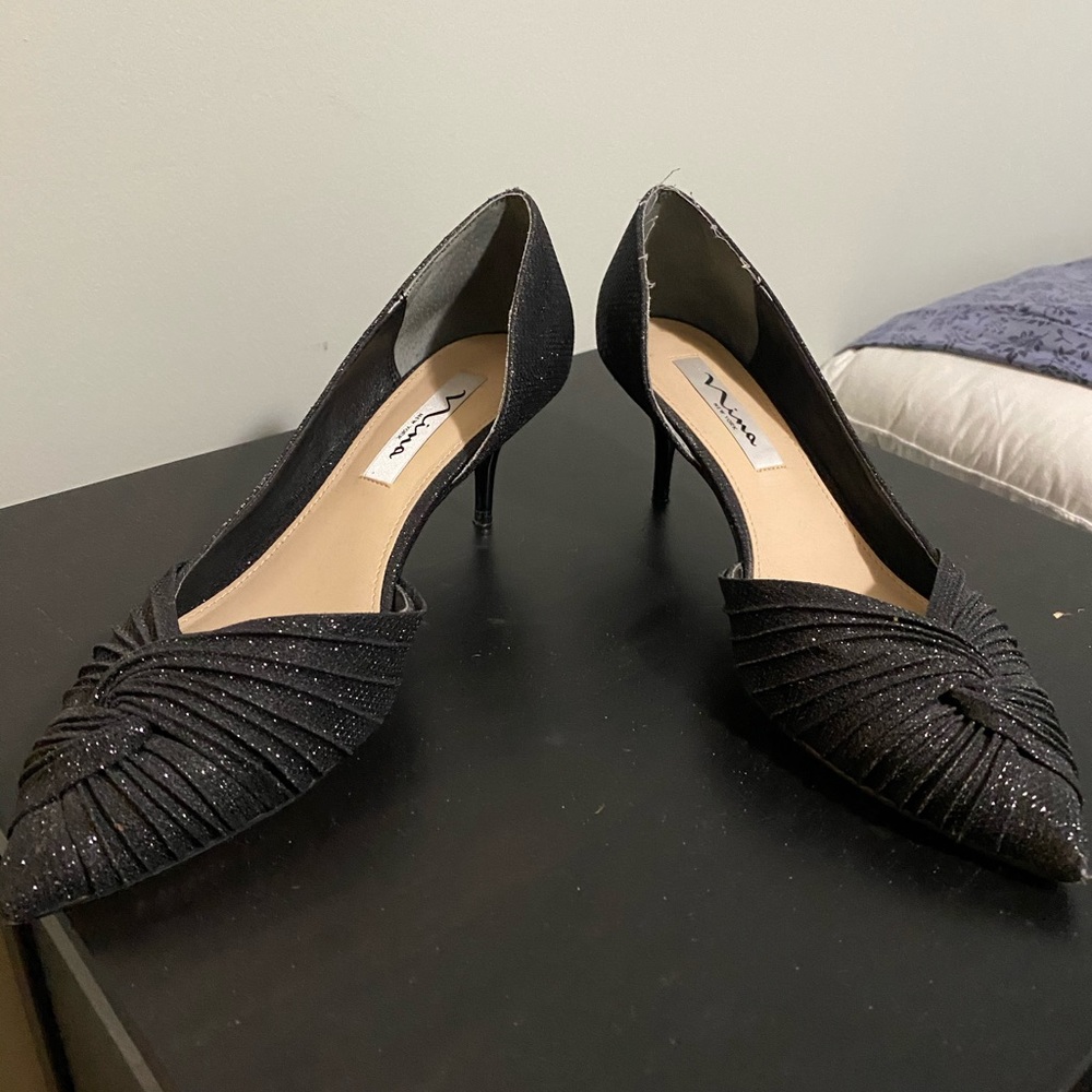 Size 8kitten heel shoes